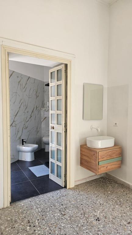 4 Balconi bright & stylish central flat