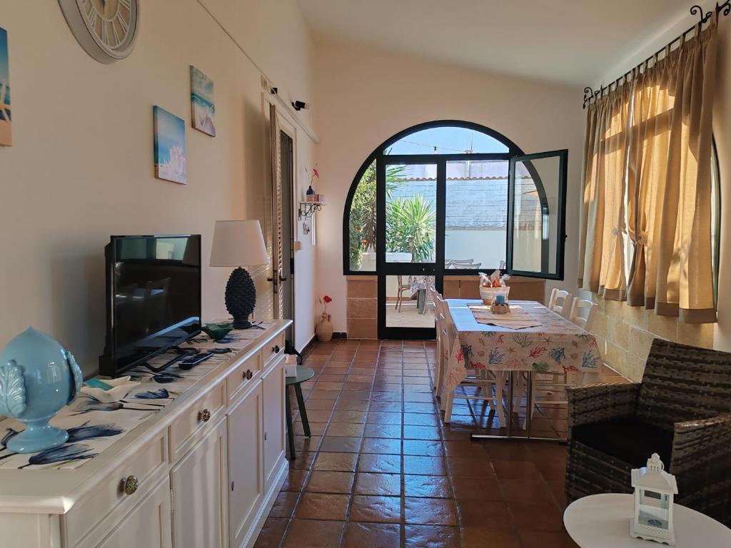 A L' ARIA FRISCA - villetta a due passi dal mare