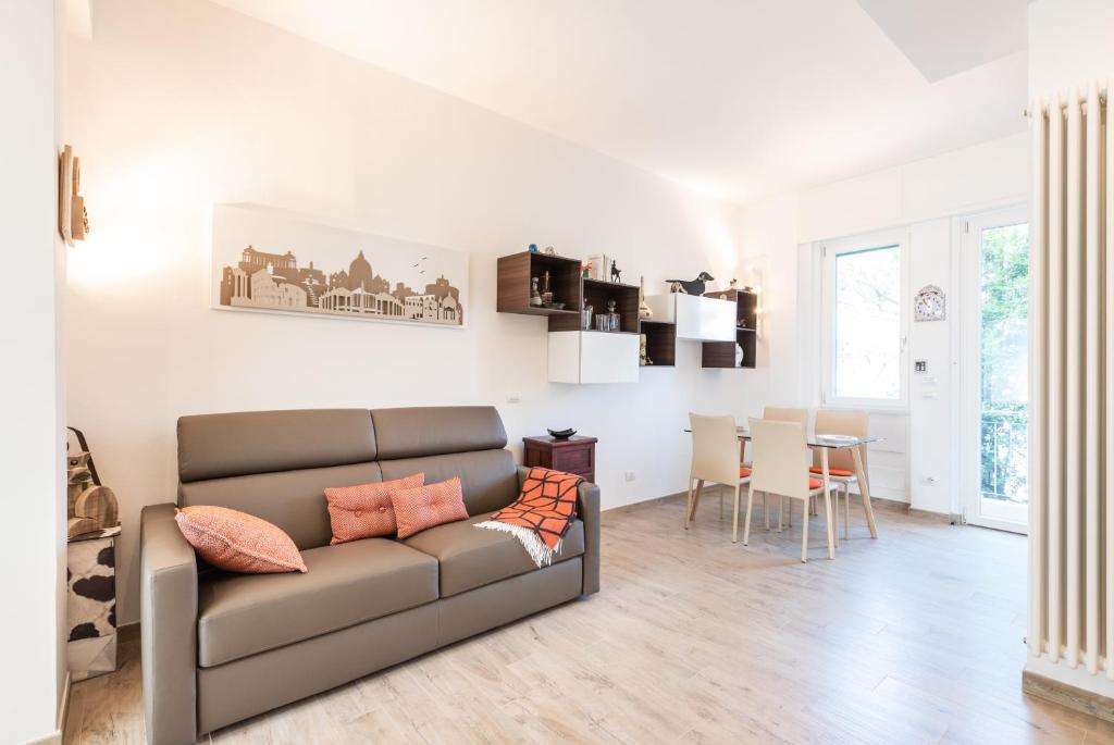 Modern Flat Alberti Arno River Lift & Terraces