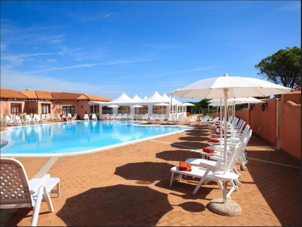 Apartments with shared pool Vignola Mare Aglientu