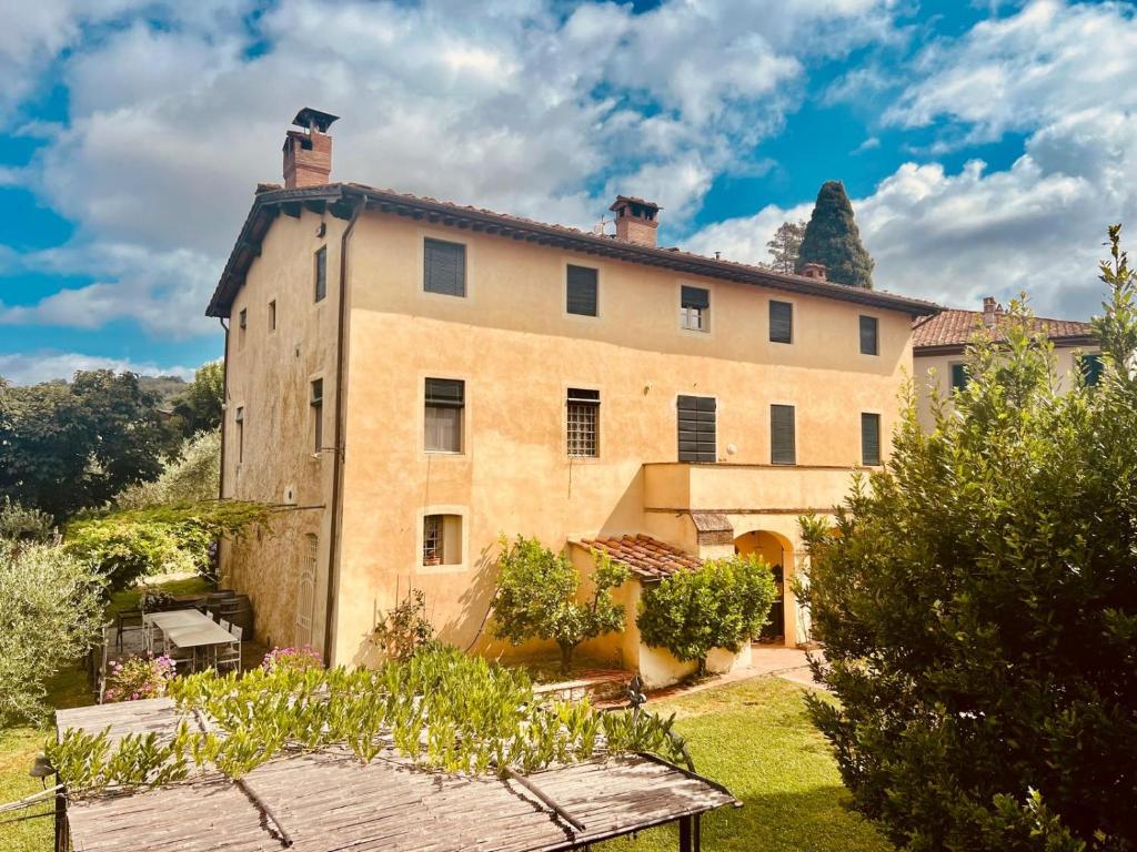La Casa di Francesca tra le Colline di Lucca in Toscana