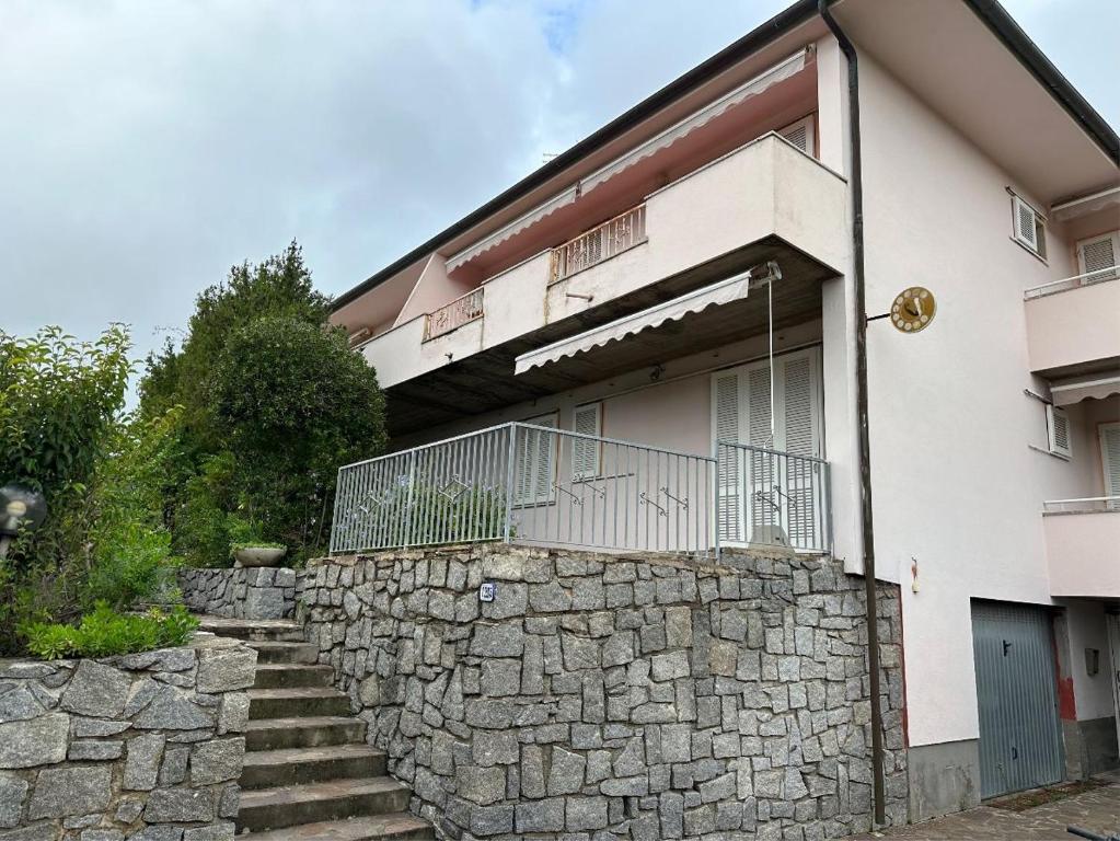 appartamento trilocale dolores