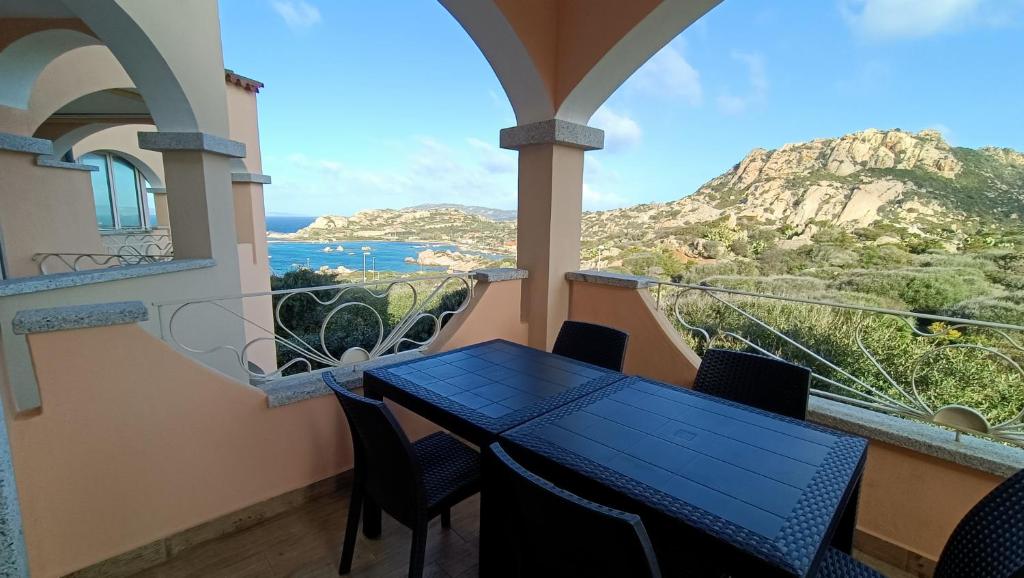 Appartamento vista mare Punta Tegge