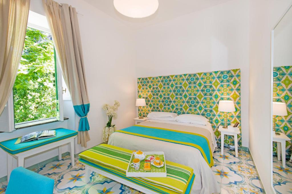 Relais Correale Rooms & Garden