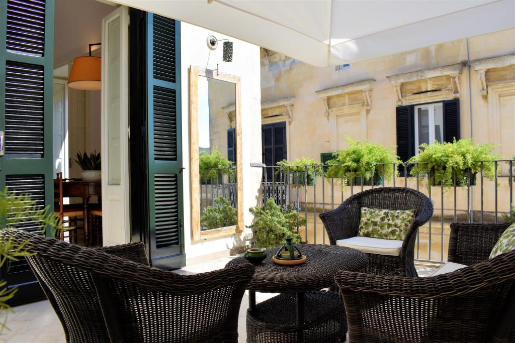 Biccari6 Terrace Apartment
