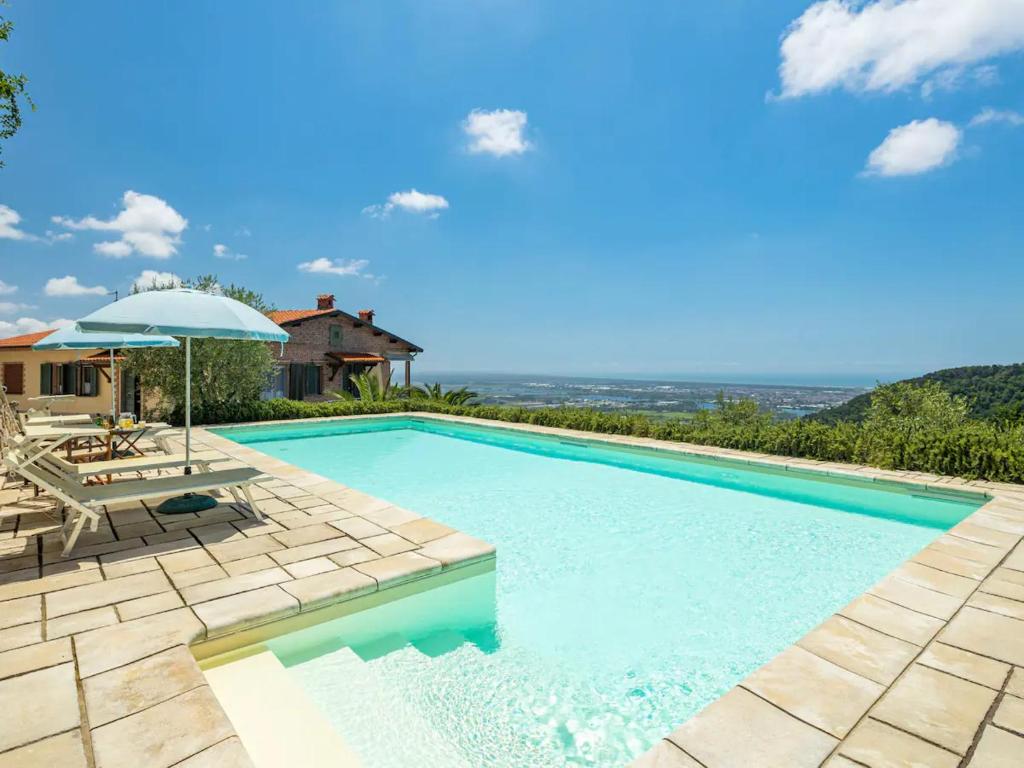 Villa Lo Zilloro by Nicola Real Estate