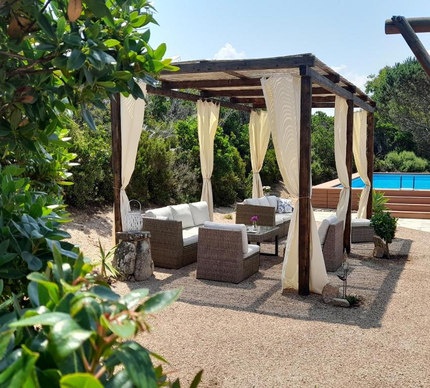 Casa Mare, Villaggio Galanu