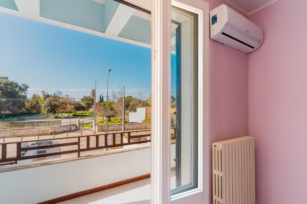 Intera casa ad uso esclusivo con 3 camere 2 bagni giardino wifi parcheggio lavatrice microonde barbecue macchina caffè