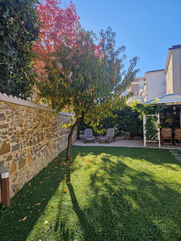 Serra di mare casa con giardino