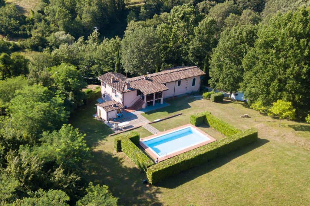 Comfortable Home Romeo, Among Greenery - Happy Rentals