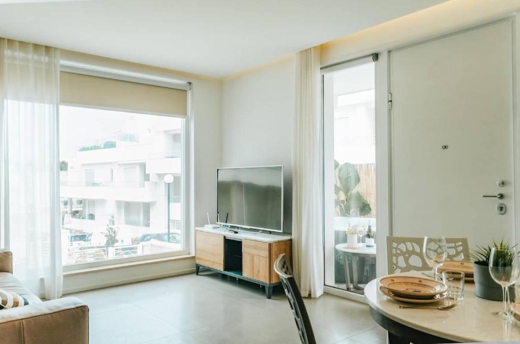 Exclusive Deluxe Apt. up to 6 people & hot Jacuzzi