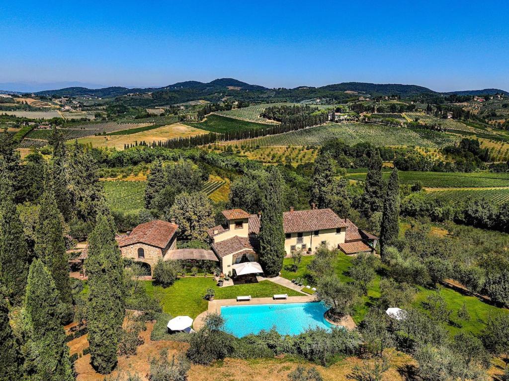 Fabulous 8BR Villa With Heated Pool Near Florence
