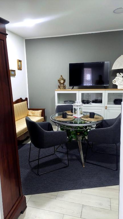 Il Borghetto house grey