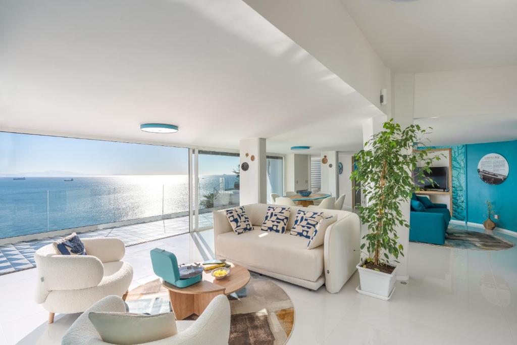 Laguna Blu - Resort Villa overlooking the sea on the Amalfi Coast