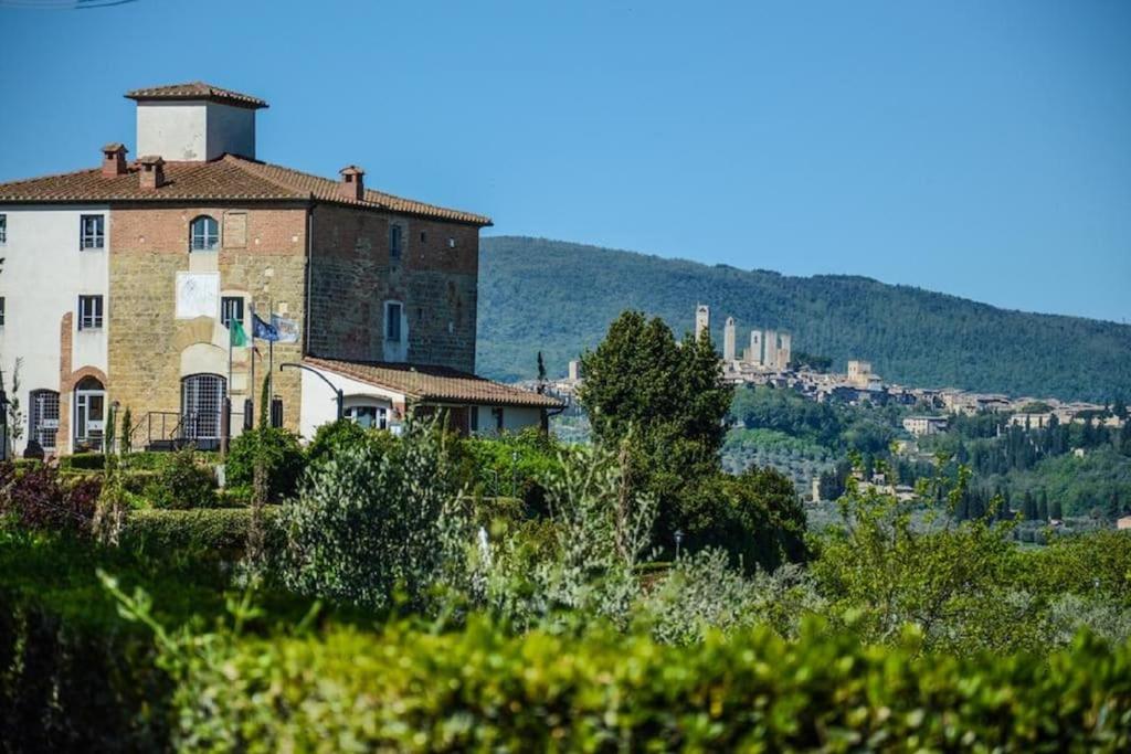 Castello di Fulignano Leonardo superior apartment ground floor