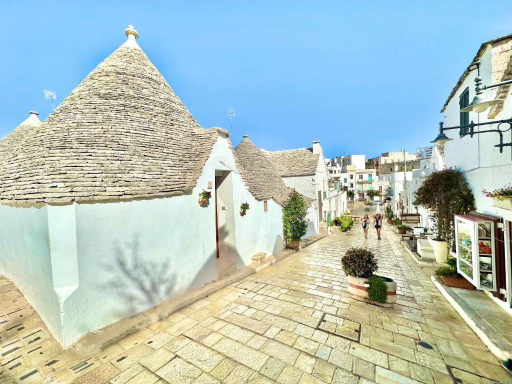 Trulli Moon