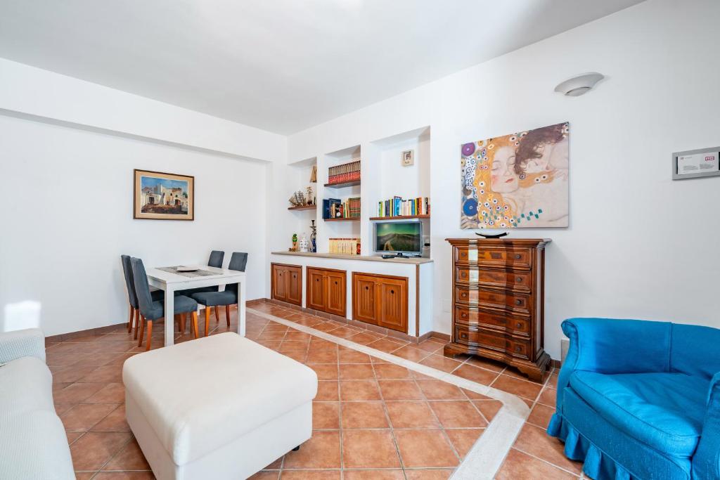 Ostuni's Corner by Rentbeat