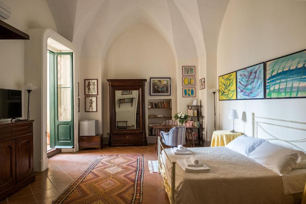 Palazzo Bernardini Suites