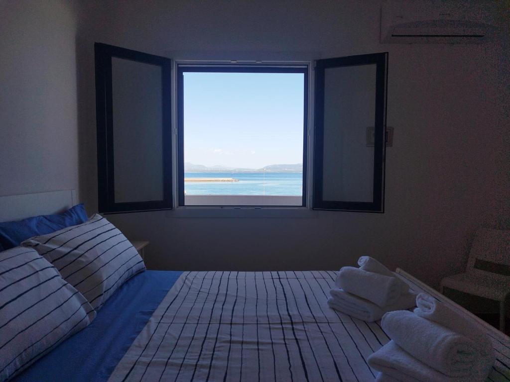 Sky and Sea Apartment Calasetta