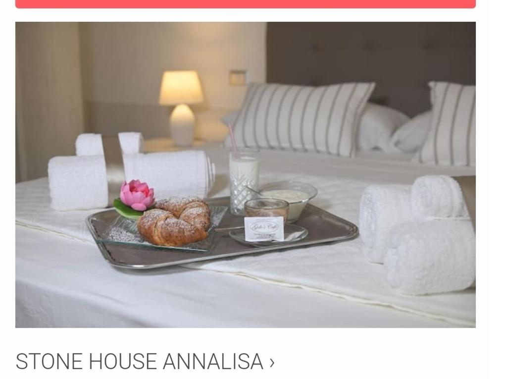 STONE HOUSE Annalisa