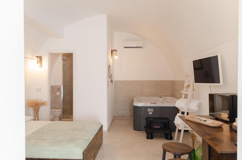 ACA Suite Luxury with Jacuzzi