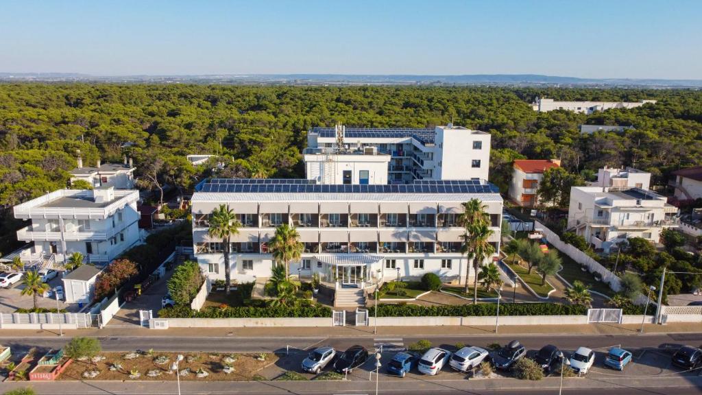 Ticho's Greenblu Hotel