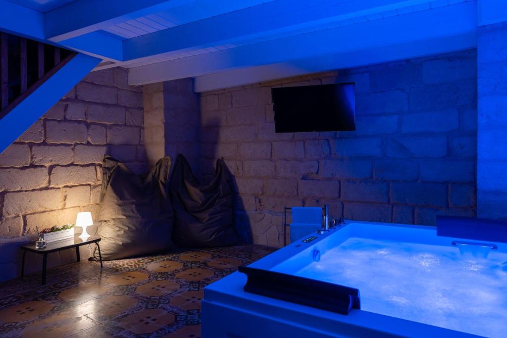 Victoria Luxury Suite