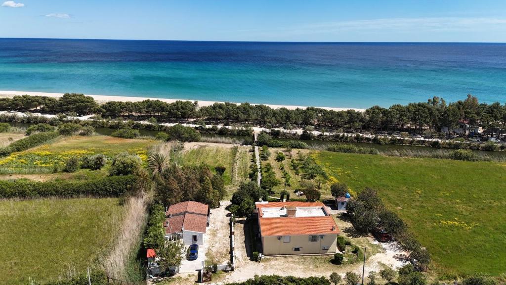 Orosei RE - Villa Aurora Rimedia a 50 metri dal mare
