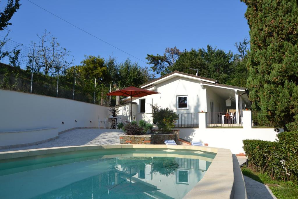 Villa Costa Medea