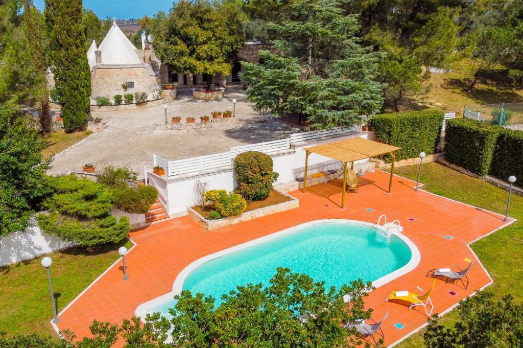 Villa Trullo Lumise by Villa Plus