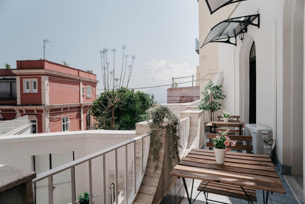 Il Cortile by Vista Napoli
