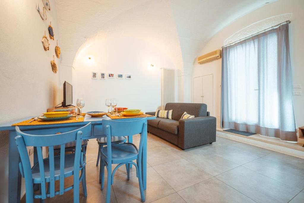 Poseidonia-Housea Travel